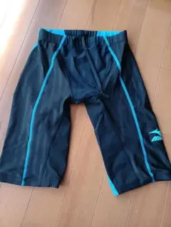 美品！MIZUNO 競泳水着 ブラック/ブルー ストライプ S s FINA