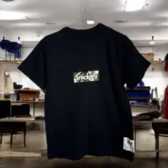 MARK MCNAIRYマークマクナイリーボックスロゴSnickers Tシャツ