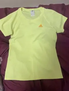 adidas 蛍光イエロー トレーニングトップス