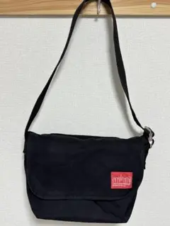 Item thumbnail for item 4efdfb8c-0c94-4745-b584-cf1bd46264c1