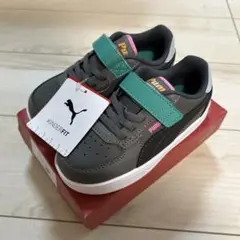 新品⭐︎PUMA キッズ スニーカー グレー　16.0
