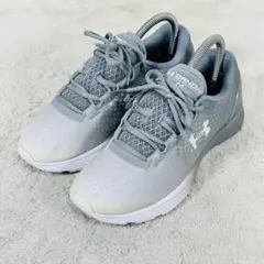 【UNDER ARMOUR】アンダーアーマー グレー ランニングシューズ