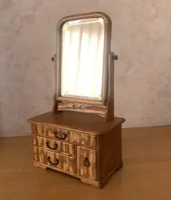 ミニチュアサイズドレッサー