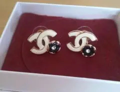 極美品【CHANEL】輝くカメリアストーンココマークヴィンテージピアス