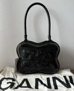 2025年最新】ganni バッグ バタフライの人気アイテム - メルカリ