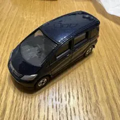 トミカ No.84 ホンダ フリード Honda FREED 廃盤　絶版