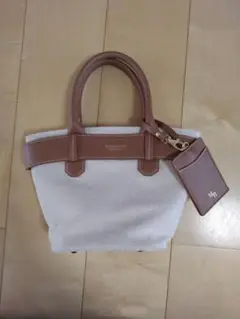 美品　ベージュとブラウン　ハンドバッグ