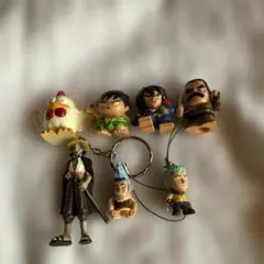 ワンピース フィギュア型ストラップ 7個セット