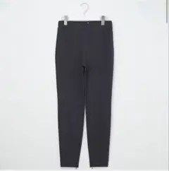 【美品】プラステ　ポンチスリットレギンスパンツ　サイズM グレー
