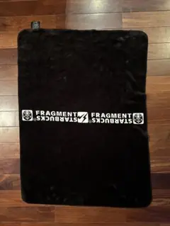 Starbucks FRAGMENT フリースブランケット