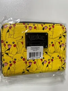 海外限定 ラウンジフライ ポケモン コラボ ヒトカゲ リュック エラー品 海外限定 ラウンジフライ ポケモン コラボ ヒトカゲ リュック