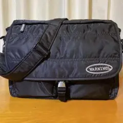 WARNING メッセンジャーバッグ リュックサック　A4収納　ブラック　未使用