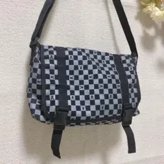 s.260【プレイボーイ】ショルダーバッグ ブラック カジュアル バックル