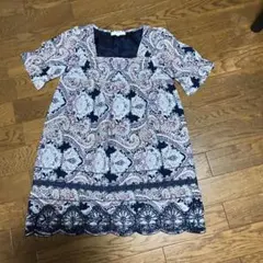 Mサイズ　チュニック　ペーズリー柄