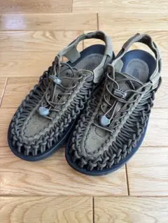 キーン　keen ユニーク　２５㎝　ダークオリーブ
