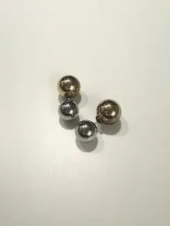 ゴールド　シルバーボールピアス　ニッケルフリー　チタンポスト