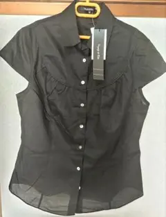 新品タグ付き 伊勢丹 ノースリーブブラウス40サイズ