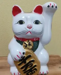 【レトロ 】招き猫 置物 陶器製