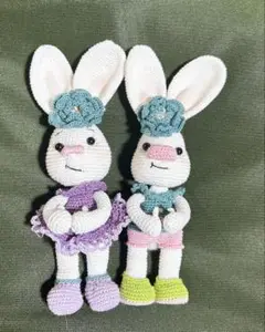 手編みウサギのあみぐるみ2体セット