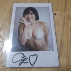鈴木優愛さん　DVD特典　直筆サイン入りチェキ　ビキニ