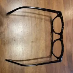 伊達メガネ