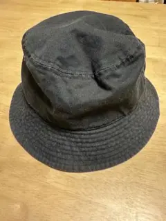 new hattanブラック バケットハット　ユニセックスアイテム