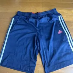 adidas ネイビー ショートパンツ L