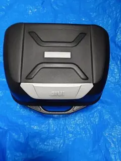 Item thumbnail for item 48f775ec-7c14-463e-9bd9-9af4a3e3a763