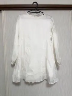 ホワイト 長袖 ティアードシャツ