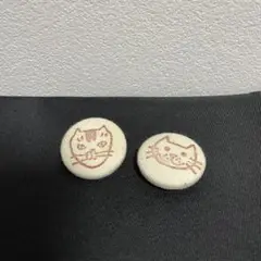【美品】布バッジ バッジ　猫　ブローチ