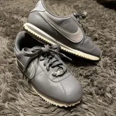 nike classic cortezクラシックコルテッツレザー