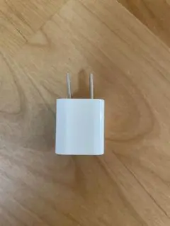 Apple USB電源アダプタ 5V/1A ホワイト