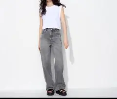 UNIQLOワイドストレートジーンズ　グレー　23（58.5cm）