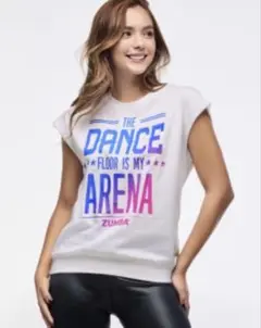 ズンバ　最新作　新品　tシャツxs　zumba