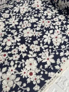 早い者勝ち★希少柄 リバティタナローン マッジ ー2.3M LIBERTY.