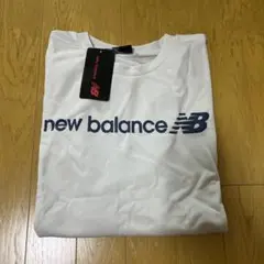 new balance 長袖 Tシャツ　未使用品新品タグ付き