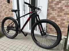 マウンテンバイク MTB スペシャライズト FUSE COMP 6FATTIE