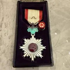 Item thumbnail for item 895ffb06-3a61-4a11-9901-a350e2164b1b