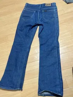 Lee ブーツカットデニム濃い青