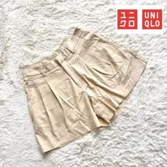 C6【ユニクロ】ショートパンツ　タック　ベージュ　M ウエストバックゴム　無地