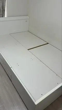 セミダブルベッドフレーム ホワイト 引き出し付き
