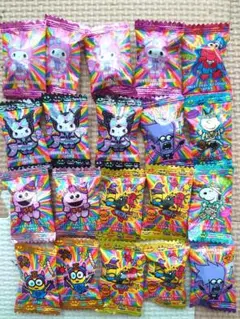 ユニバーサル　ハロウィン　非売品　クロミ　キティ　モッピー　ミニオン