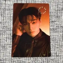 ATEEZ GOLDEN HOUR PT.3 US限定 ステッカー サン①