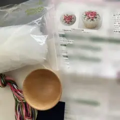 バラの刺繍作成キット