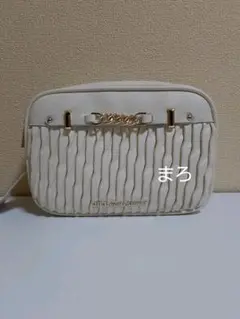 【新品】ジルバイジルスチュアート パフィーポシェット ホワイト