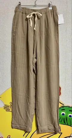 ストライプ ベージュ カジュアルパンツ 未使用