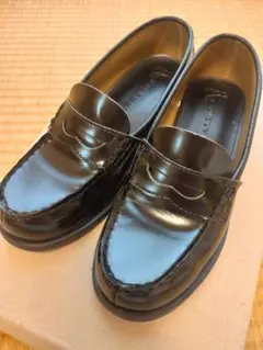 黒のローファー24美品