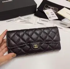 CHANEL ブラックレザー 三つ折り財布