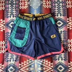 【極美品】Nike Sportswear ショートパンツ ランニング ショーツ