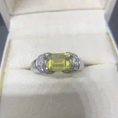 【美品】pt900 スフェーンu0026ダイヤモンドリング 宝石 エメラルドカット